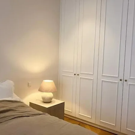 Apartment Luxury Montaigne *