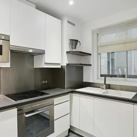 Luxury アパート