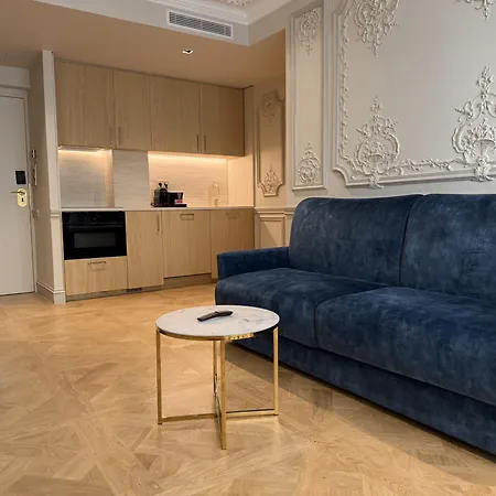Studio Deluxe With Kitchen - Arc De Triomphe 아파트 *
