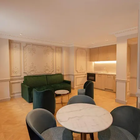 Luxury Champs-Elysées Apartamento París